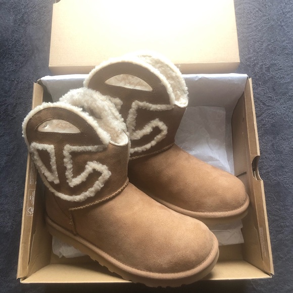 COPY - Telfar Boots - Picture 3 of 4